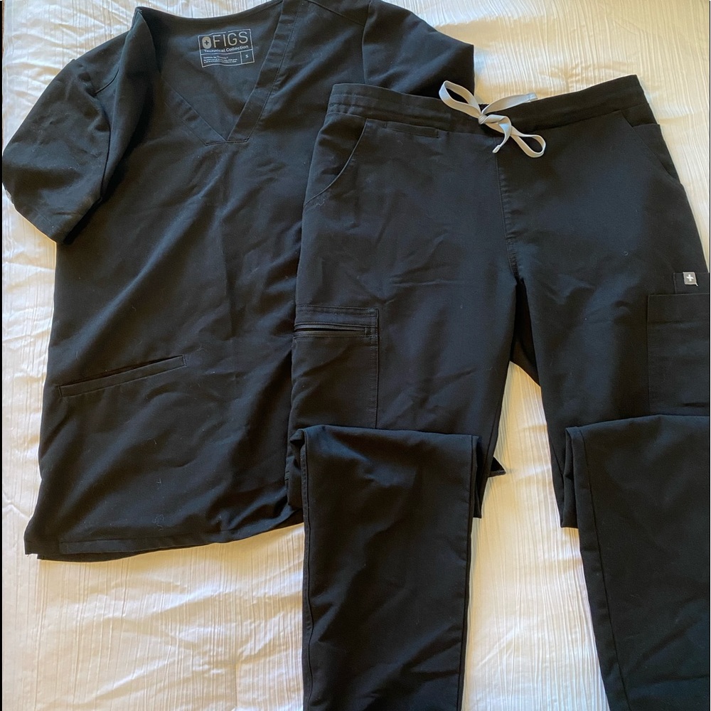 FIGS SCRUBS